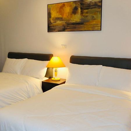 Centennial Inn Kawit 외부 사진